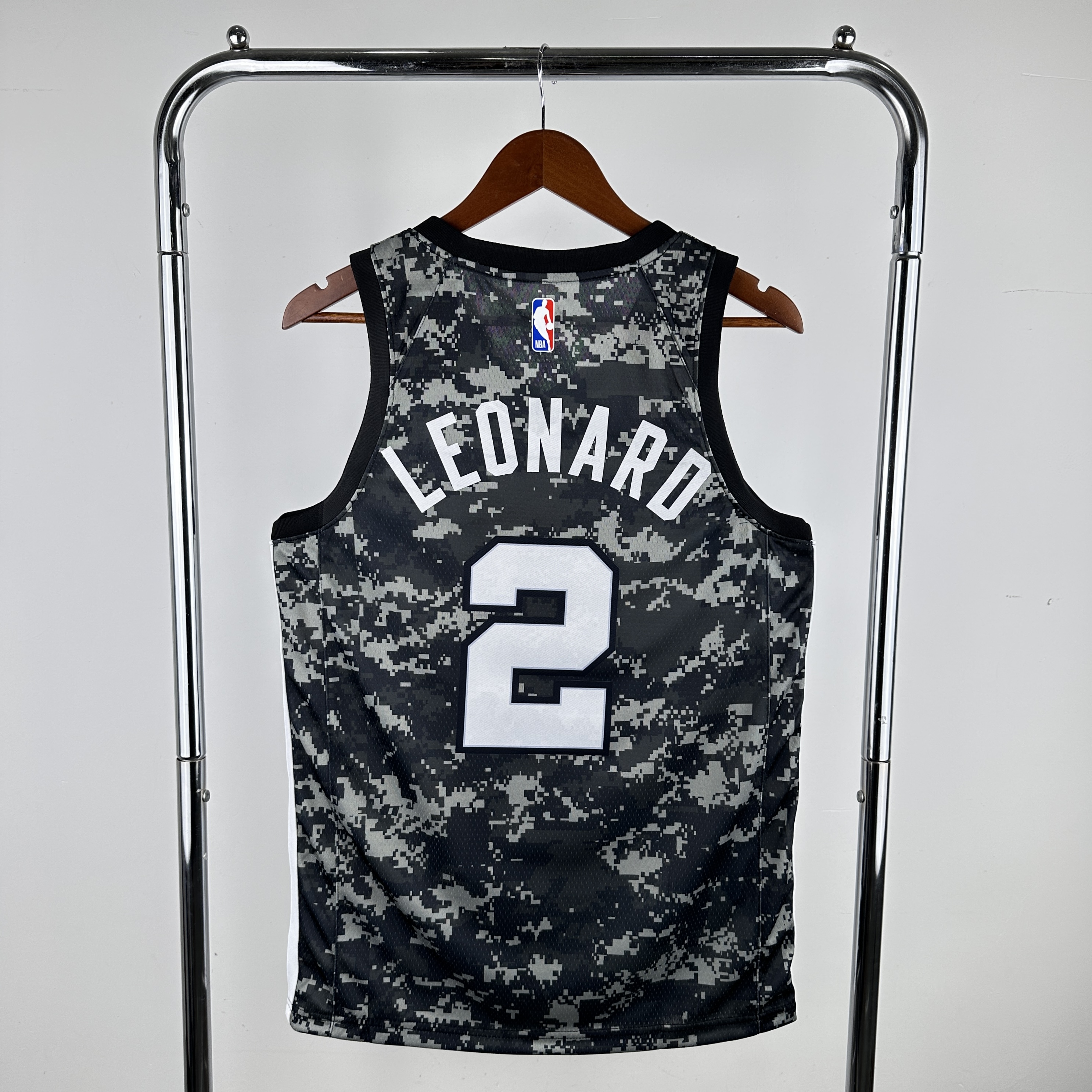 Men San Antonio Spurs #2 Leonard Camo Nike 2024 NBA Jersey->san antonio spurs->NBA Jersey